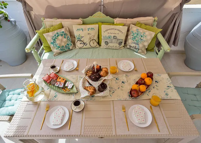 La Fleur Apartment *